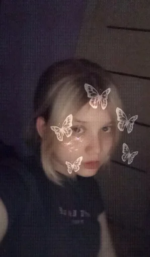 человеческое лицо Человек головной убор с драгоценными камнями