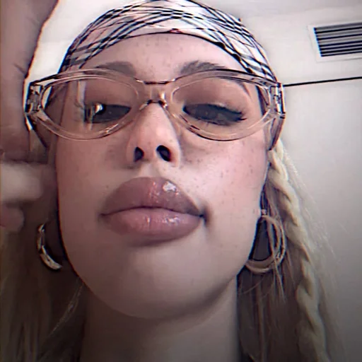 Sticker даша от путина💍 :: @fStikBot - 8