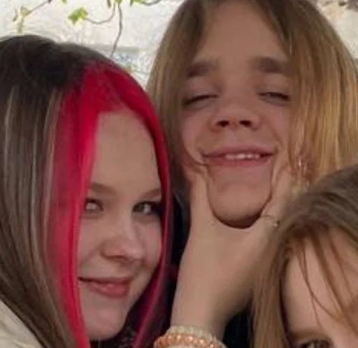 Человек человеческое лицо улыбаться