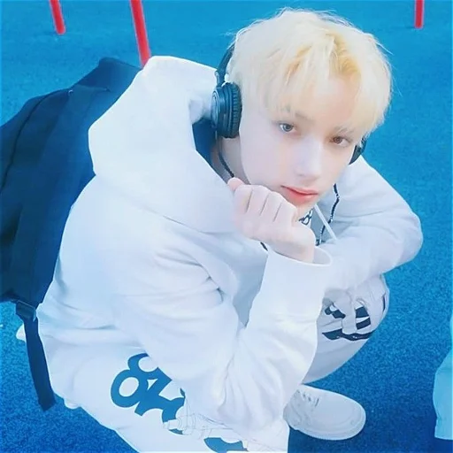 Стикер Hueningkai'one @stickerstxt :: @fStikBot - 10