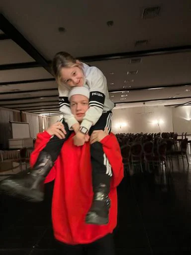 Стикер StlPLW2Y6g_by_Tgthemesrobot - 1