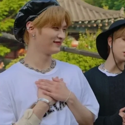 Стикер SKZ - 6