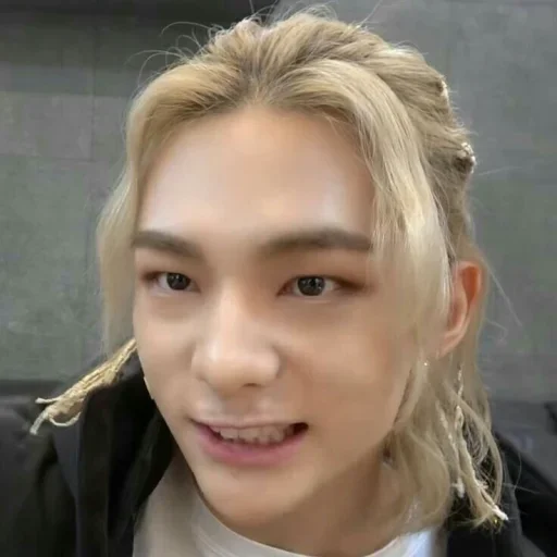 person human face eyebrow