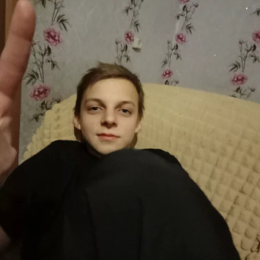 Sticker Strng_fml - 1