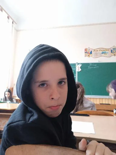 Sticker SwX65pU8GJ_by_Stikerhi_bot - 1