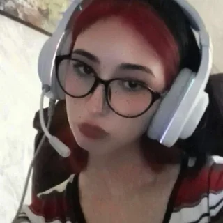 Sticker ЭЛЬКА СДЕЛАЛ(xdarkloma) - 5