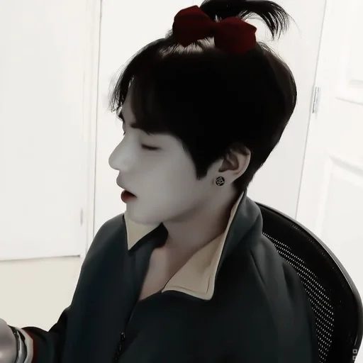 Sticker ``𝐓𝐀𝐄𝐇𝐘𝐔𝐍𝐆; @taevisss :: @fStikBot - 10