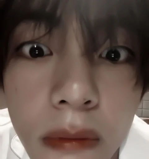 Sticker ``𝐓𝐀𝐄𝐇𝐘𝐔𝐍𝐆; @taevisss :: @fStikBot - 7