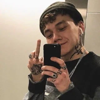 Человек человеческое лицо стена