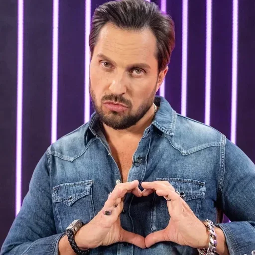 Sticker TDGpolgfYhzgy_by_stickers_stealer_bot - 1