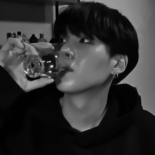 thıthı mood: @ɯɯɯthg - Человек