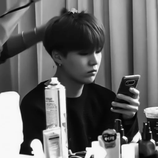 Человек комнатный черно-белый