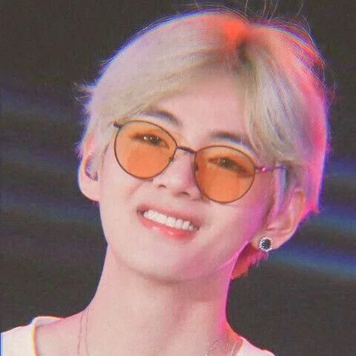 Стикер Taehyung17min_by_fStikBot - 1