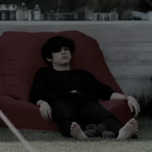 Стикер Taehyung17min_by_fStikBot - 1