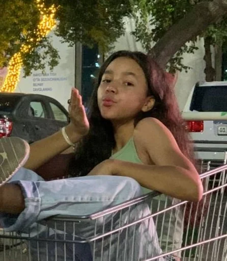 VitalFatlyEddy :: @fStikBot - human face