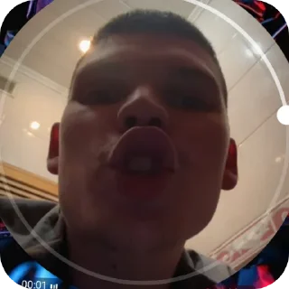 Sticker Таракан 2 : Восхождение 🪳 - 3