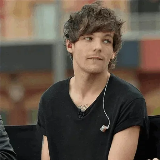 𝕷𝖔𝖚𝖎𝖘' 𝕸𝖔𝖔𝖉[@Tell_Louis] - 