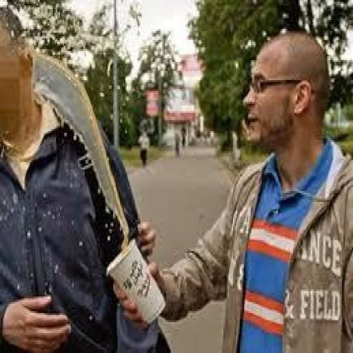 Человек СМС одежда