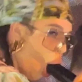 Стикер @vipslive - 0