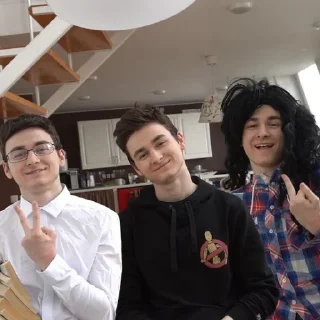 Sticker Скетчи как смысл жизни ( @malerys ) - 2