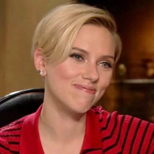 Стикер <любимка скарлетт> :: @fStikBot - 4