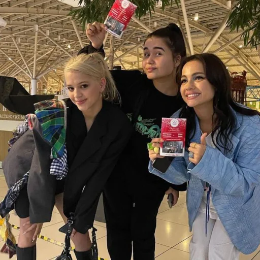 Стикер Валюшкинс🖤 - 0