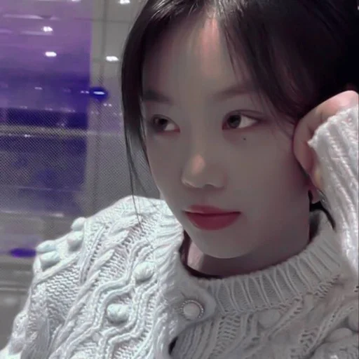 あ ࣪ .sᴏᴏjin @lindastik :: @fStikBot - 