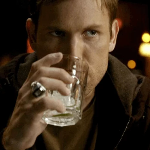 Человек человеческое лицо посуда для напитков