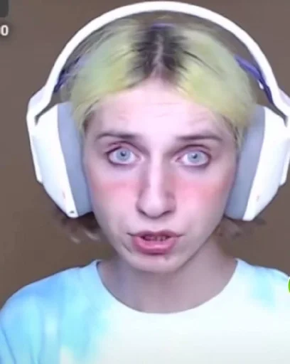 наушники человеческое лицо наушники