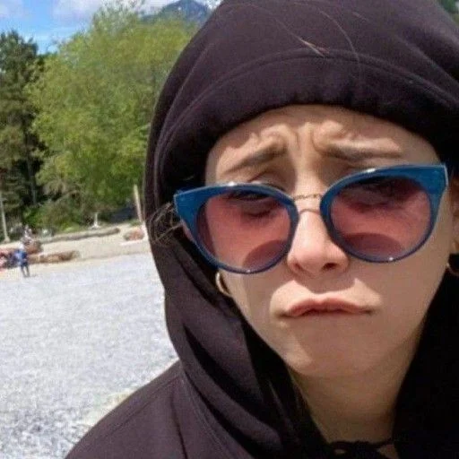 Sticker Twitter 2 @eyvalia - 11