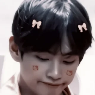 Sticker .°🐚˳• ࣪. V ::
@MINTIEXZ - 10