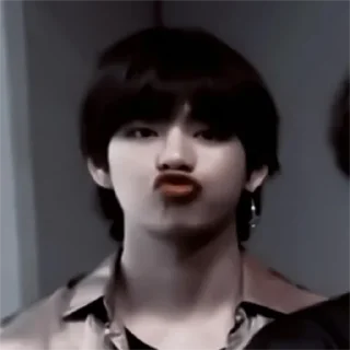 Sticker .°🐚˳• ࣪. V ::
@MINTIEXZ - 4