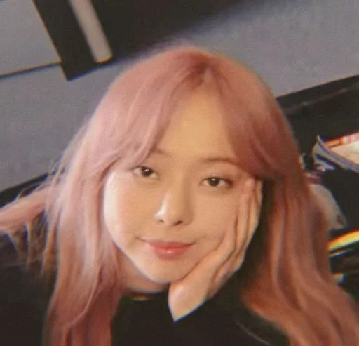 Стикер [🌻]]- Vivi @fancamstanf :: @fStikBot - 8