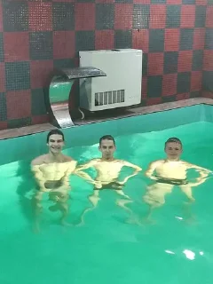 Стикер Избранные • @sticbot - 4