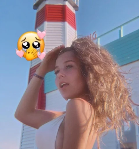 Sticker Алечка лучшая!!🐰💞 :: @fStikBot - 11