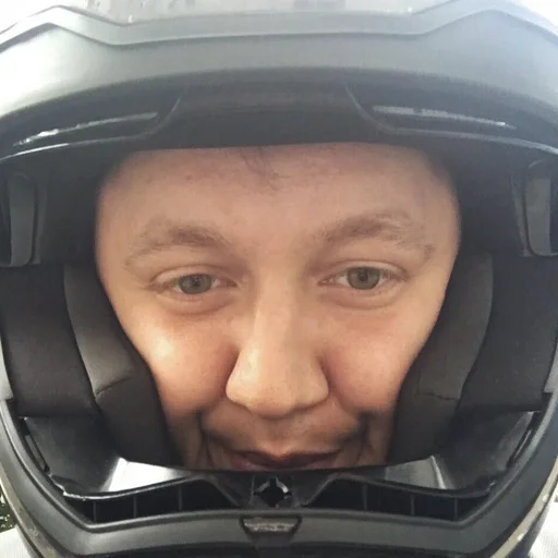 шлем головной убор одежда