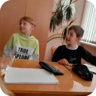 Стикер Владик 💗 - 11