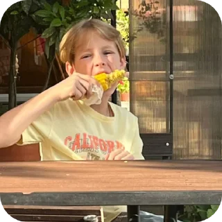 Стикер Владик 💗 - 9