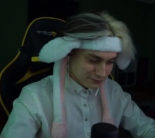 человеческое лицо Человек наушники