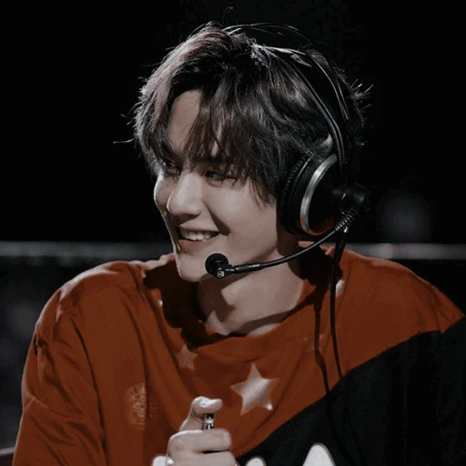 Sticker ❒𝕎𝐀ℕ𝐆 𝕐𝐈𝔹𝐎 @Swanpack - 2