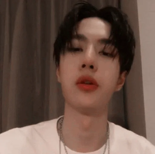 Sticker ‌‌‌‌‌‌`𝐖𝐚𝐧𝕘𓍼𝐘𝐢𝐛𝕠 @Swanpack - 4