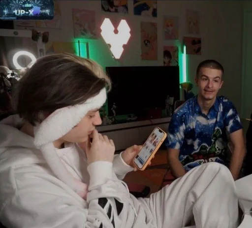 Человек одежда комнатный