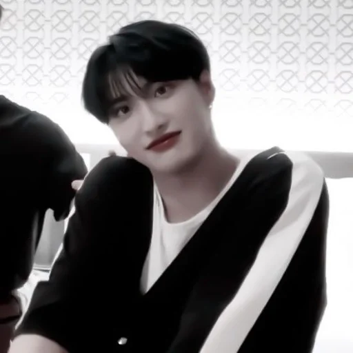 Стикер 𝐬𝐞𝐨𝐧𝐠𝐡𝐰𝐚 𝐛𝐲 @ruryuka :: @fStikBot - 3