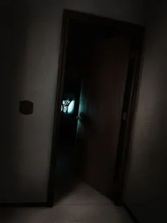 Стикер What... @TgEmodziBot - 8