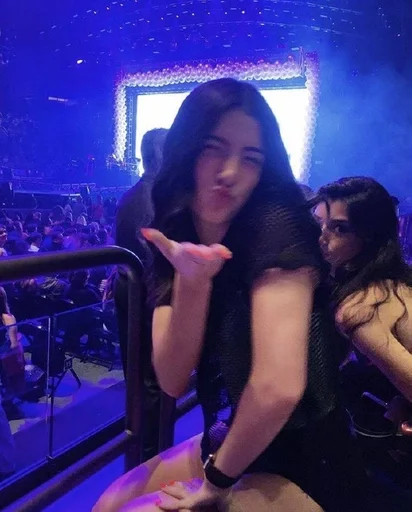 Человек человеческое лицо одежда