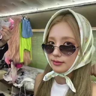 Стикер (G) I-DLE - 6