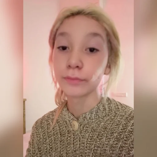 Sticker XMia22_05_X58657_by_Stikery_podrugaBot - 1