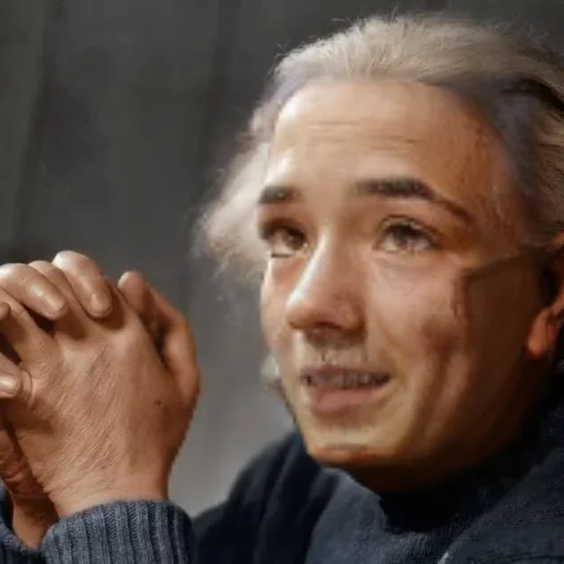 Стикер Xekaterina_kosova_05_X358980_by_Stiker_telegramBot - 1