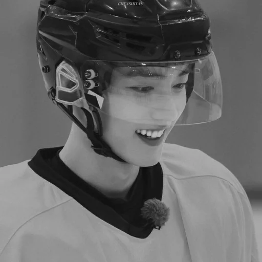 𝐗𝗶𝗮𝗼 𝐙𝗵𝗮𝗻´ˎ˗  @SwanPack - 