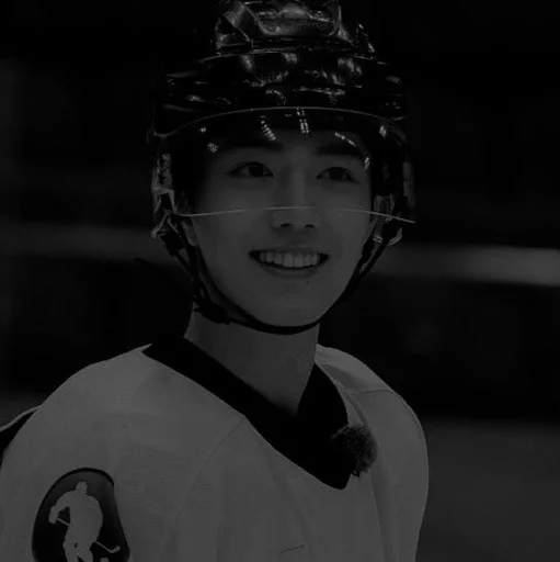 Стикер 《𝗫𝗜𝗔𝗢ᵎ𝗭𝗛𝗔𝗡   @SWANPACK - 9